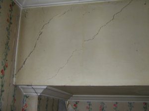Surveyed cracked walls Surveyed Cracked Walls