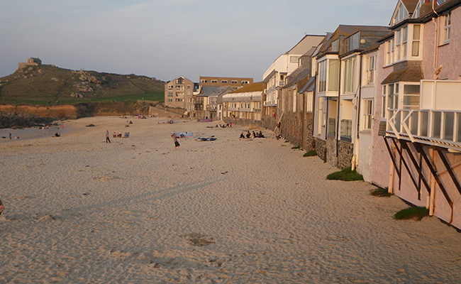 Beachside Property in St Ives