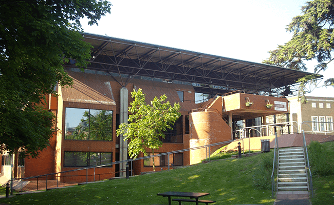 maidenhead-library-building