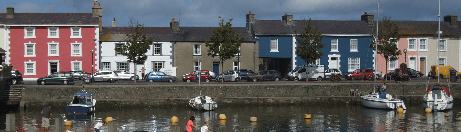 Aberaeron harbourside terraced property