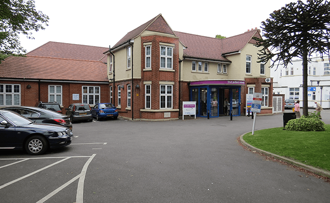 purley-war-memorial-hospital-building-lb-croydon