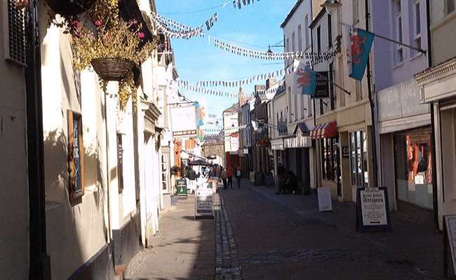 Buildings on a shopping street in Caernarfon