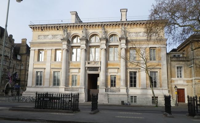 Ashmolean Museum on St Giles St in Oxford