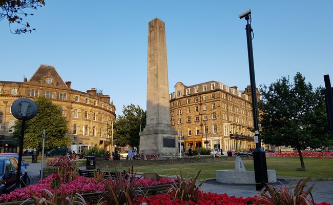 Cenotaph in the centre of Harrogate