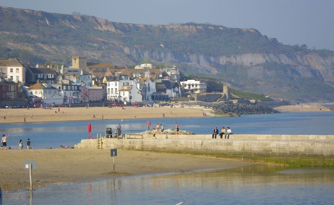 Cliffs of Lyme Regis