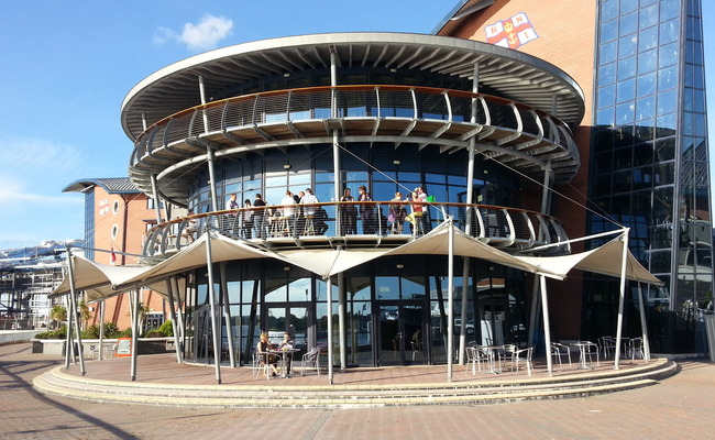 Circular Life boat building in Poole