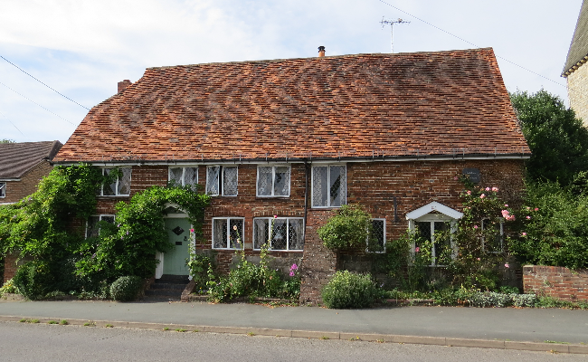 detached cottage Ash