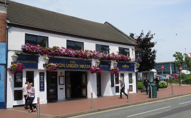 The moon under water pub