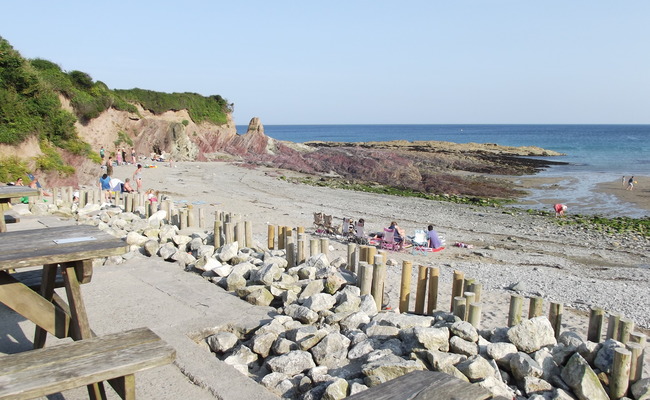 Looe beach