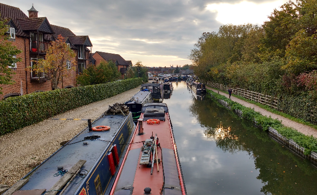 Newbury canal boats