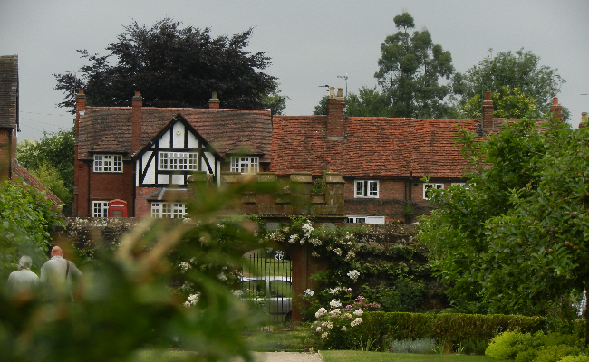 Kenilworth tudor houses.