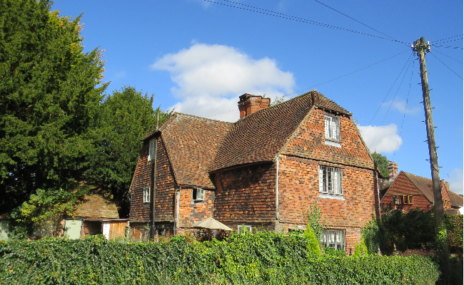 otford-large-home stone clad home in Otford