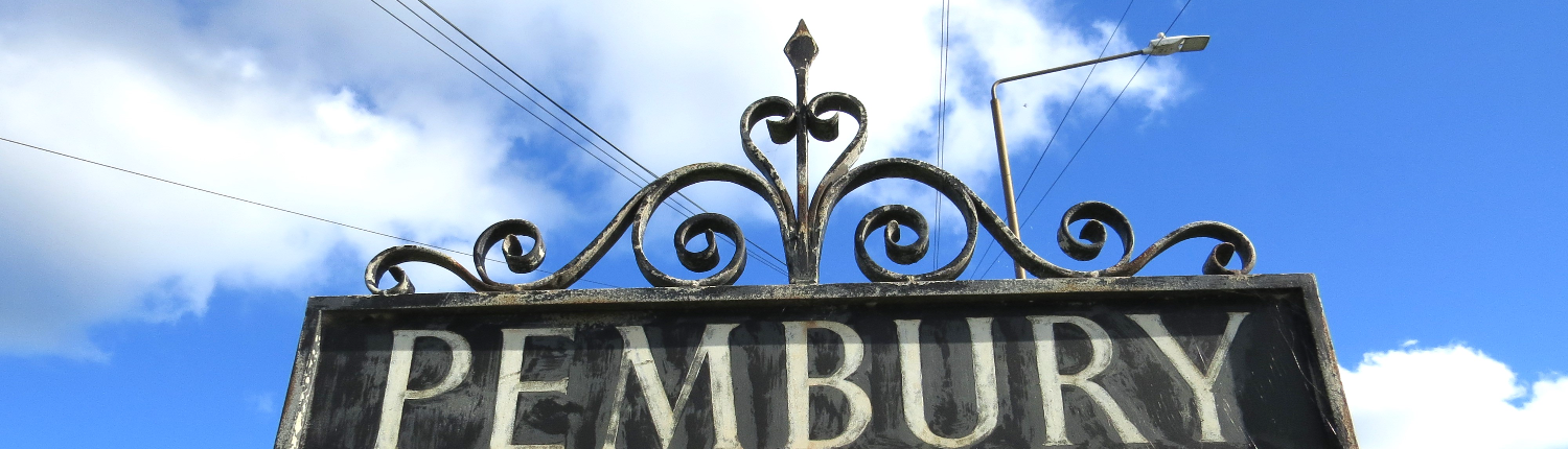 Pembury town sign